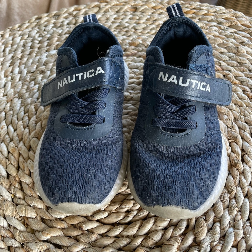 Nautica toddler size 9.